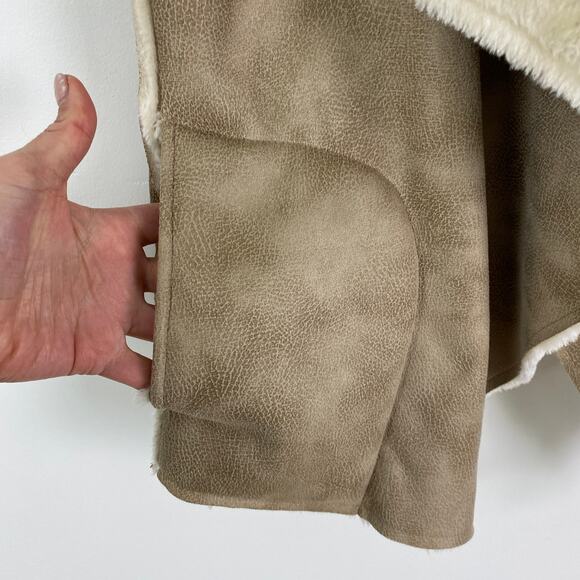 COZYCORE Faux Fur Shearling-Style Vest – Soft Neutral Layer – Women’s L - Picture 4 of 7